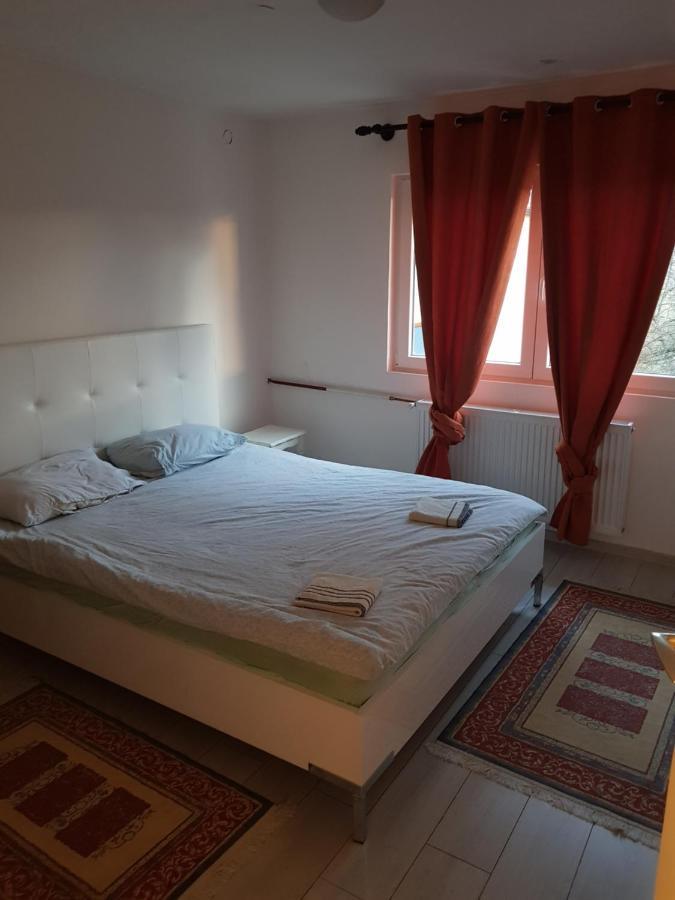 Apartman Venera Apartment ซาราเยโว ภายนอก รูปภาพ